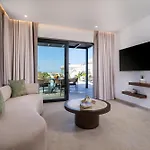 Mama Rosa Luxury With Private Pools 빌라 Zipárion