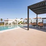 Mama Rosa Luxury With Private Pools Villa