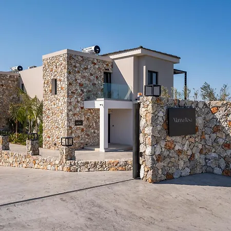 Villa Mama Rosa Luxury With Private Pools