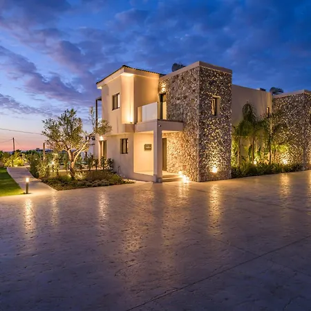 Villa Mama Rosa Luxury With Private Pools *
