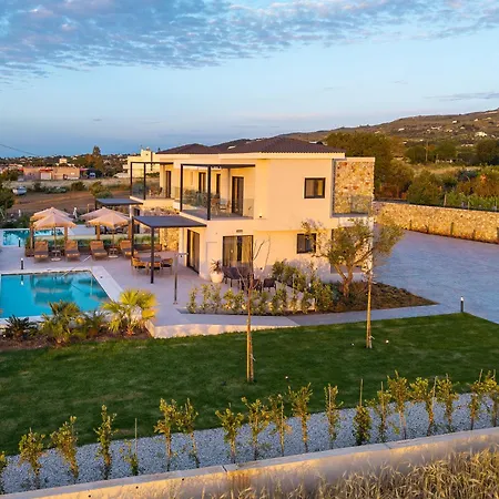 Mama Rosa Luxury With Private Pools