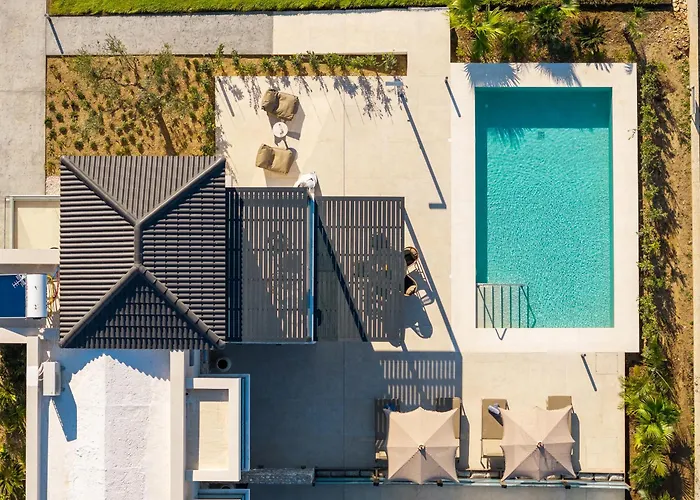 Mama Rosa Luxury With Private Pools Villa *