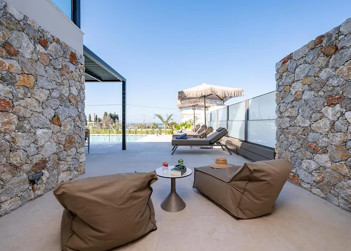 Villa Mama Rosa Luxury With Private Pools *