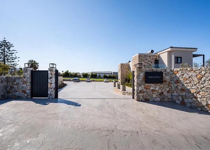 Mama Rosa Luxury With Private Pools